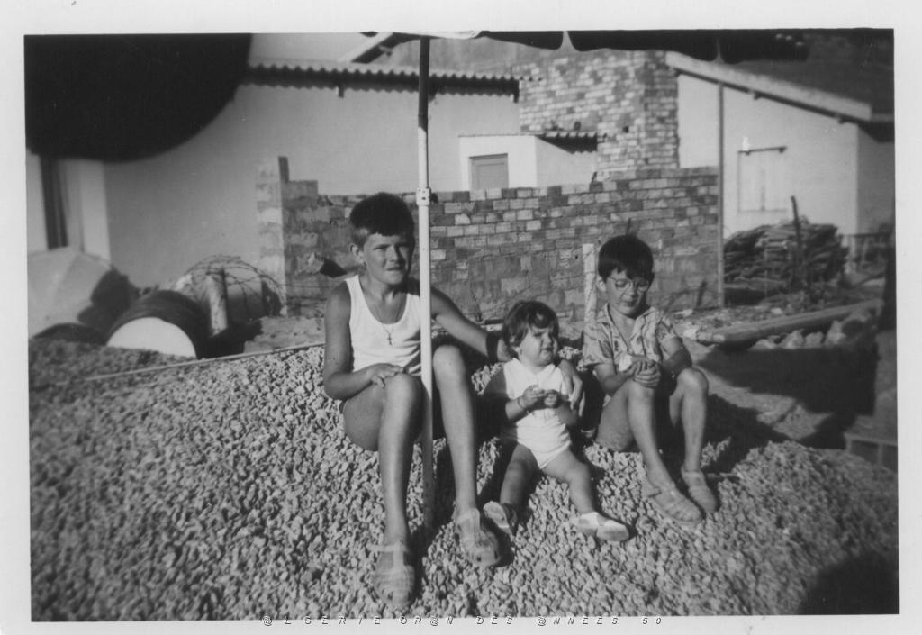 20 CAP CARBON AVEC MAPETITE SOEUR BRIGITTE ET MON FRERE RICHARD.JPG